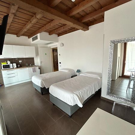 Bes Residence Bergamo Polaresco Экстерьер фото